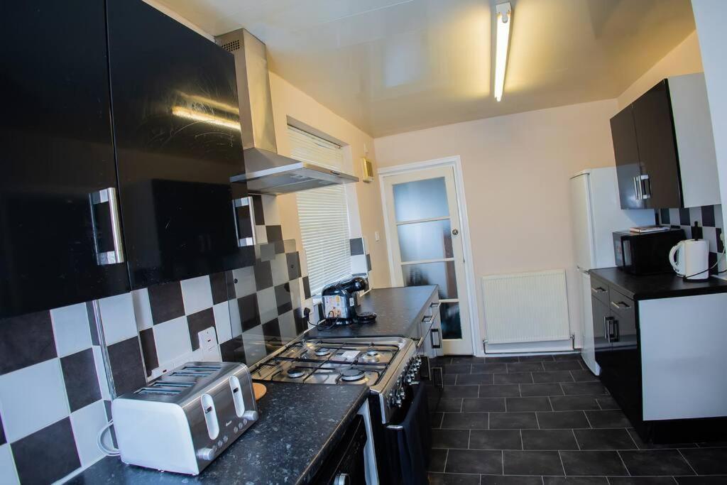 Isinmi Home - Close To Mcr City Manchester Dış mekan fotoğraf